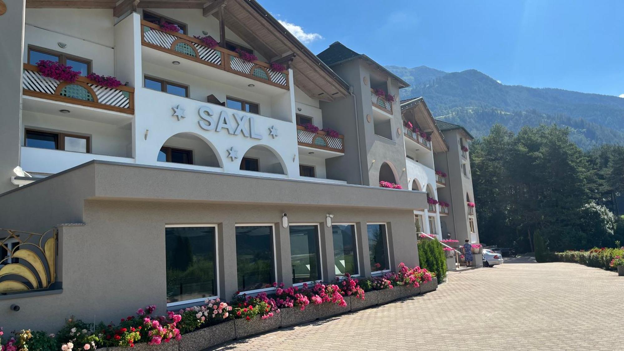 Hotel Saxl Campo di Trens Ngoại thất bức ảnh