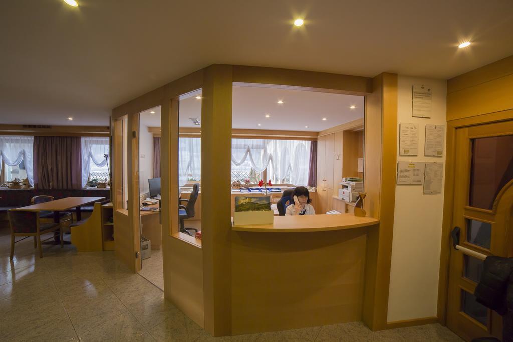 Hotel Saxl Campo di Trens Ngoại thất bức ảnh