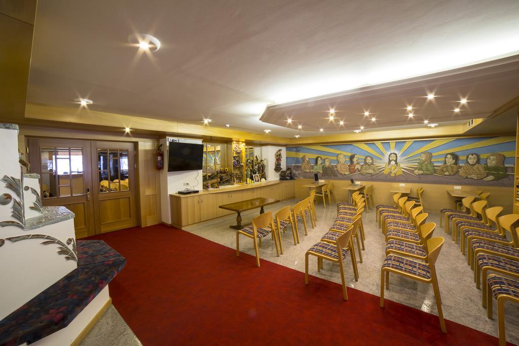 Hotel Saxl Campo di Trens Ngoại thất bức ảnh